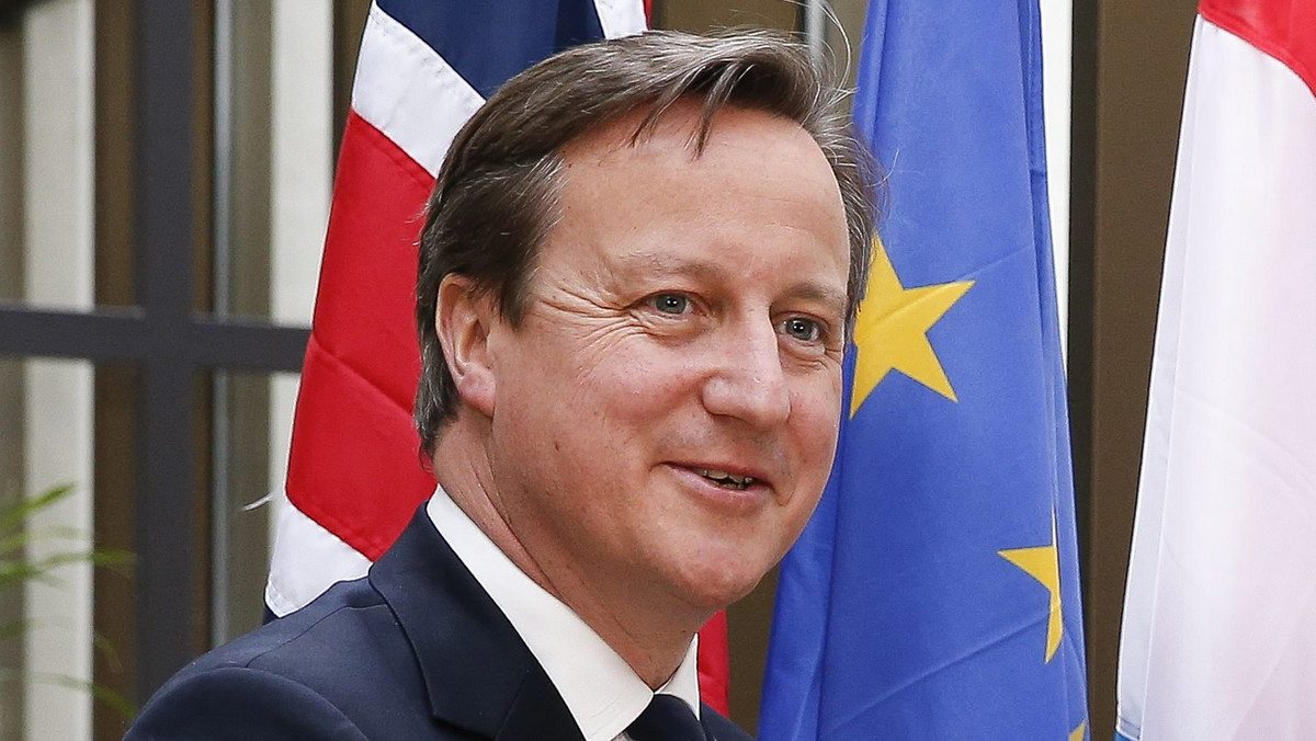 Brytyjski premier David Cameron zapowiedział w środę w Mediolanie współpracę z włoskim wywiadem i wysłanie na Sycylię ludzi i środków, by powstrzymać falę imigracji z Afryki. To nie jest tylko problem Włoch - mówił premier Matteo Renzi po rozmowie z nim.