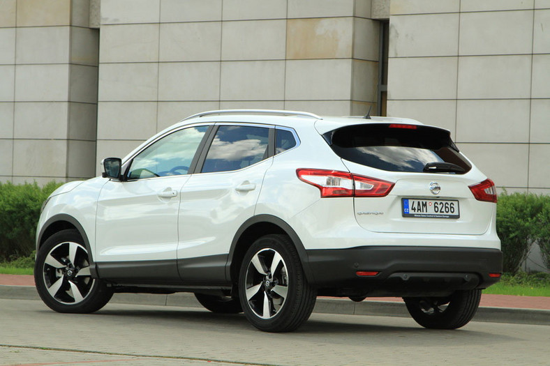 Duży, wygodny, ciężkawy - Nissan Qashqai DIG-T 160