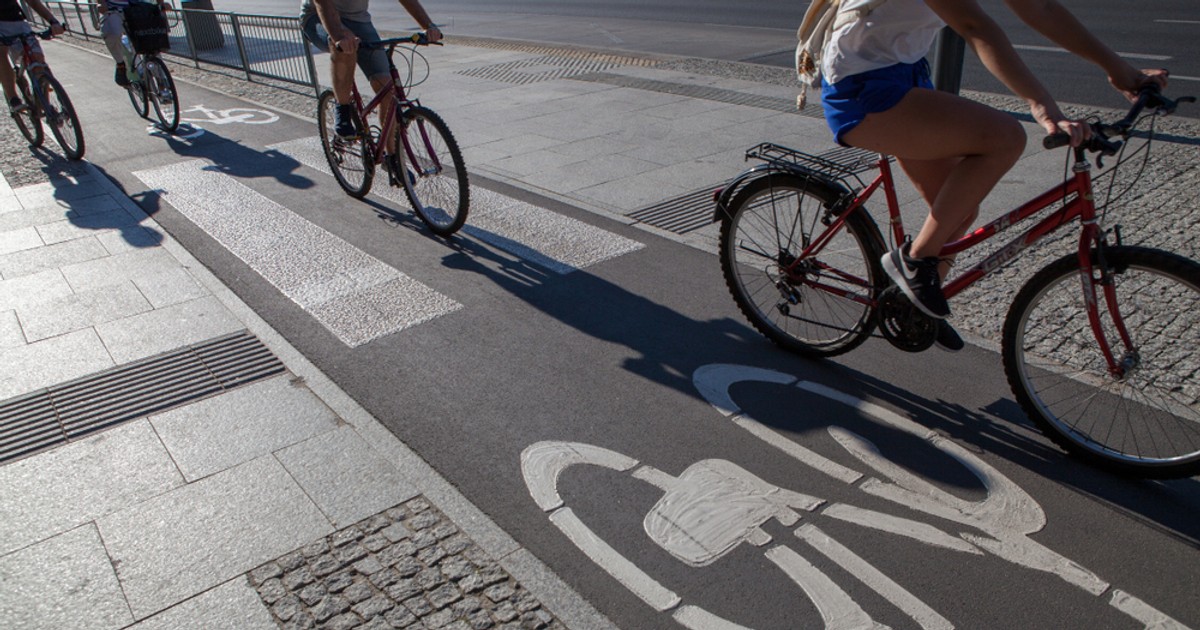 Ilu Rowerzystów Może Jechać W Zorganizowanej Kolumnie Rowerów Wypadki na drodze. Wina kierowców czy rowerzystów? - Sport