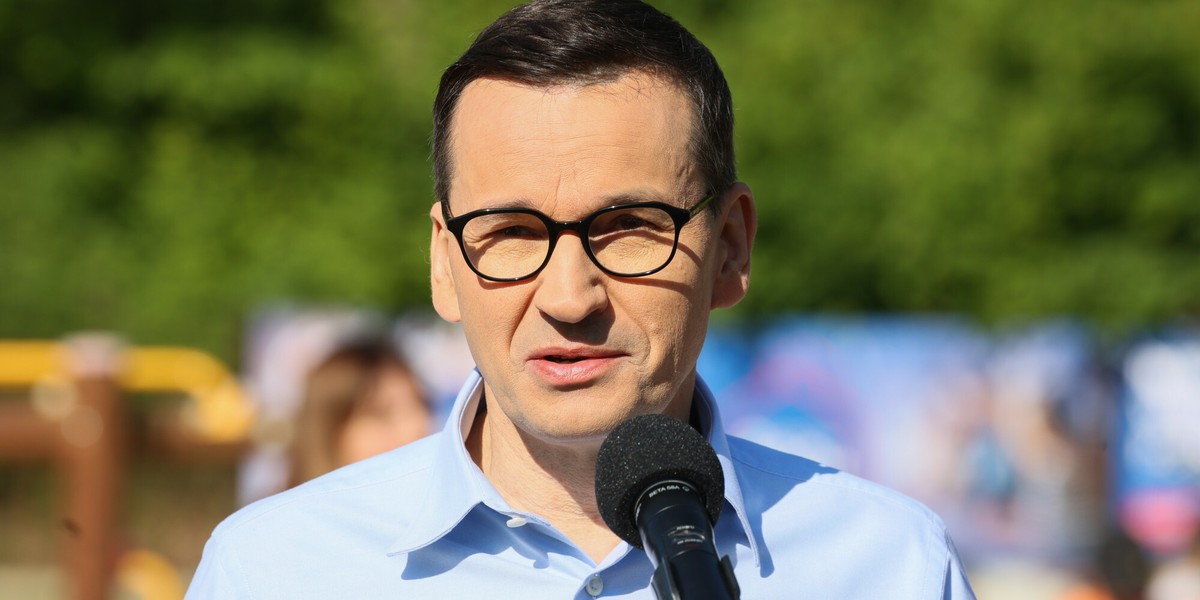 Premier Mateusz Morawiecki mówi Unii "sorry", ale jego rząd jednocześnie przyjmuje bardzo dużo migrantów spoza Ukrainy czy Białorusi.