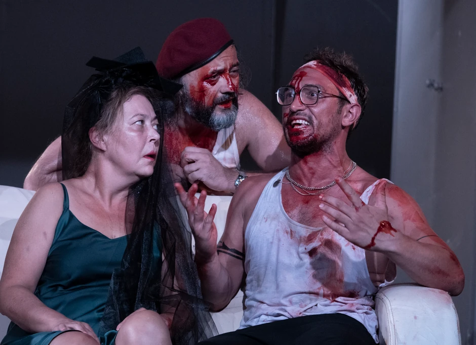 Radovan III predstava