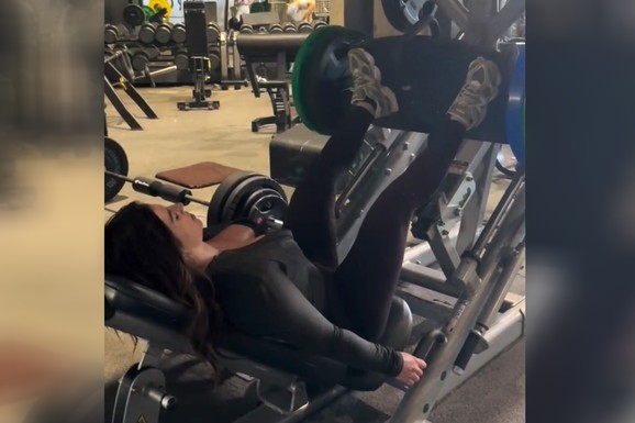 MUŠKARCI NE ZNAJU GDE PRE DA GLEDAJU Voditeljka (39) smršala 20 kilograma i pokazala rezultate: "Mutilo mi se pred očima posle treninga"