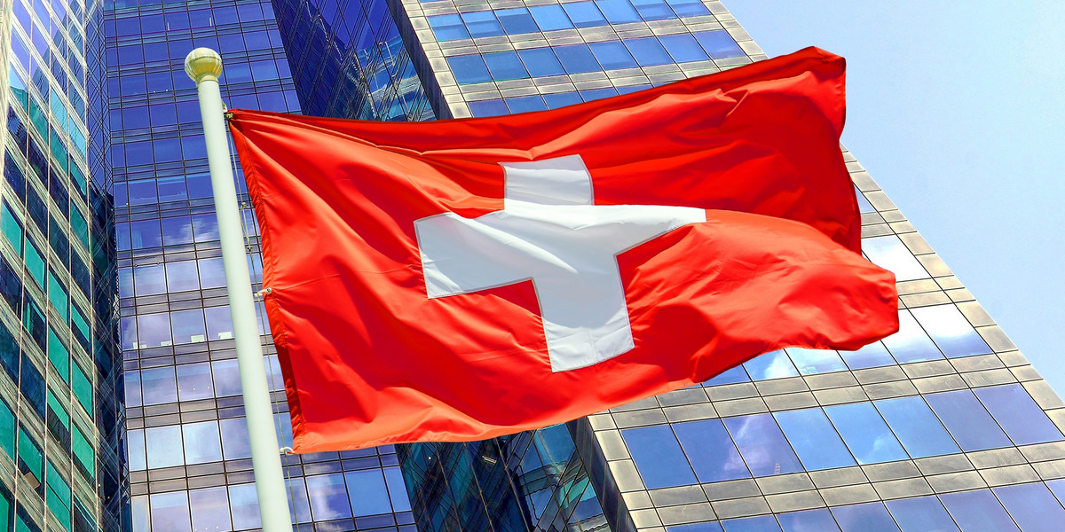Bank Szwajcarii wkrótce może zacząć cięcie stóp