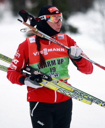 Justyna Kowalczyk podczas pierwszych zawodów narciarskiego Pucharu Świata