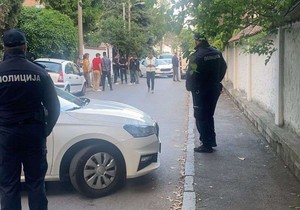 uviđaj policije ispred restorana na Senjaku