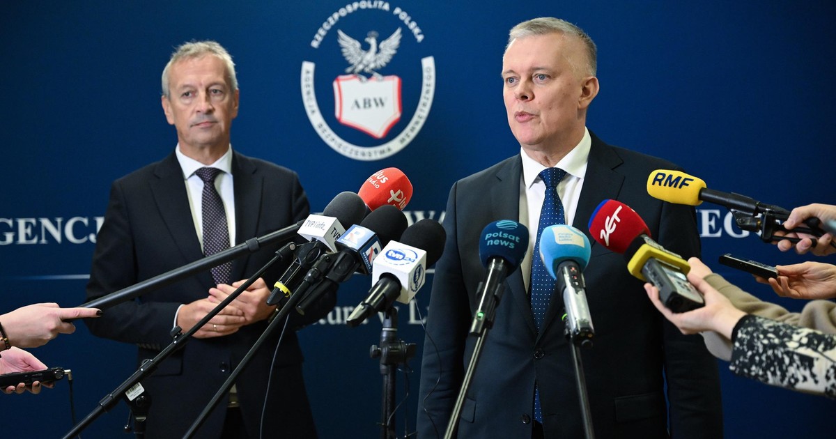 Siemoniak usłyszał pytanie Republiki. Dopytał i rzucił: kompletne bzdury