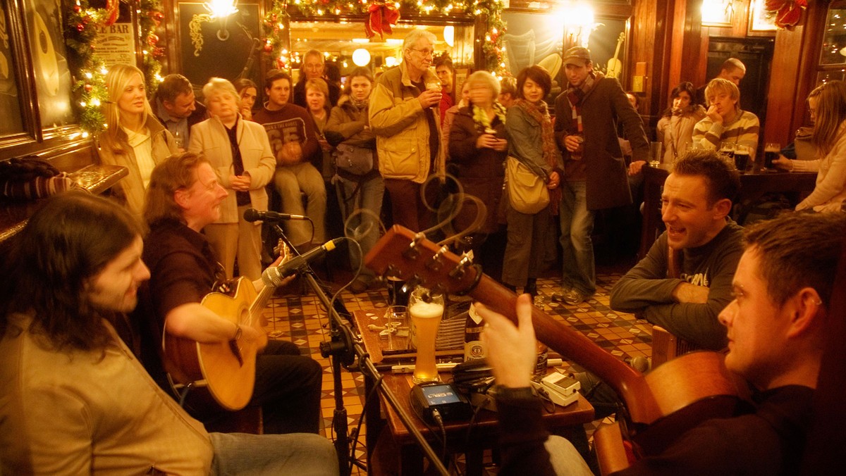 Musicians playing live in a Dublin pub