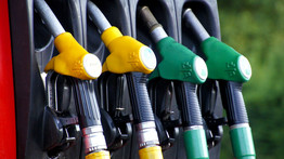 Hoppá! Szerdától jelentősen csökken a benzin és gázolaj ára Magyarországon