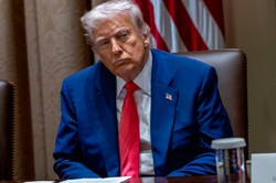 Trump robi wyjątek dla elektroniki. Cła nie obejmą smartfonów i laptopów