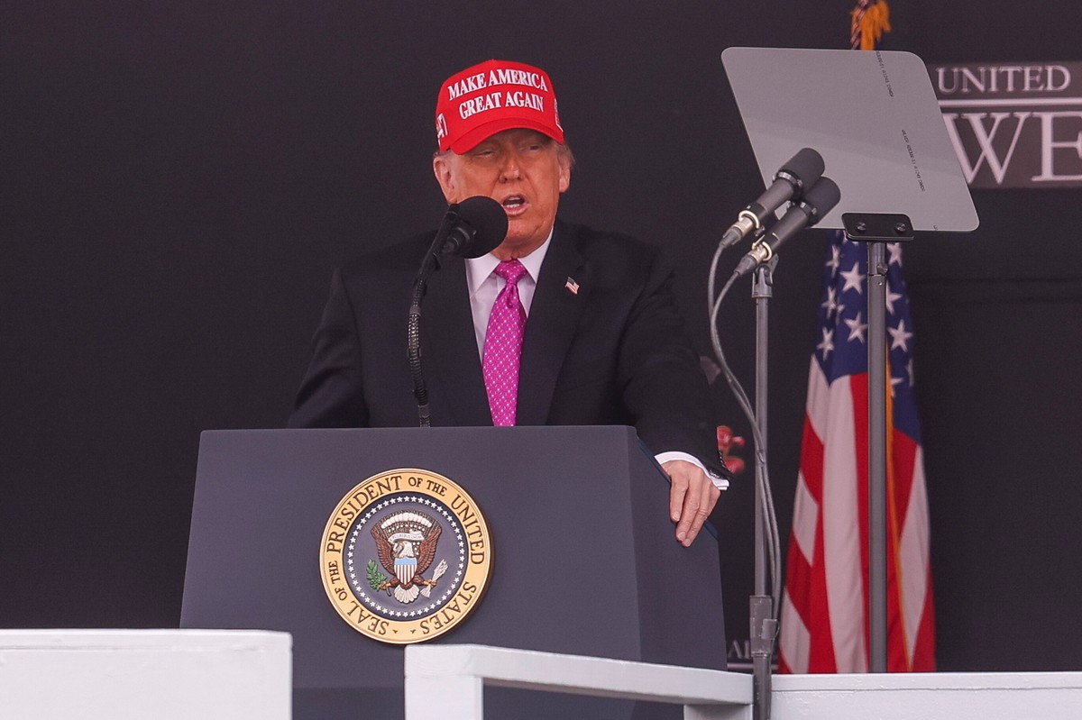 "Zupełnie zwariował!". Trump krytykuje Putina i zapowiada upadek Rosji