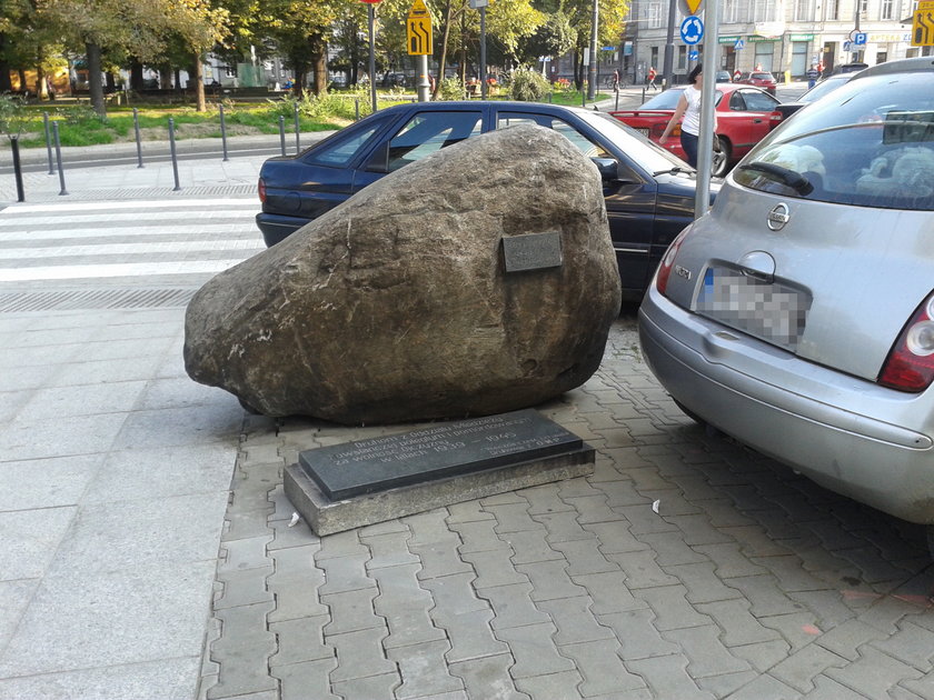 Tablica pamiątkowa