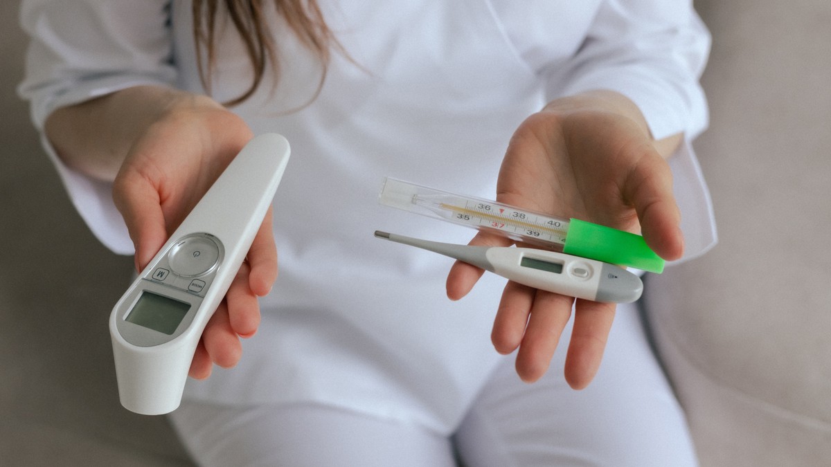 Različite vrste toplomera živin, infracrveni i elektronski