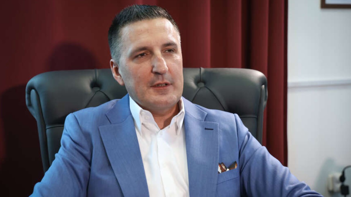 Nedeljko Elek