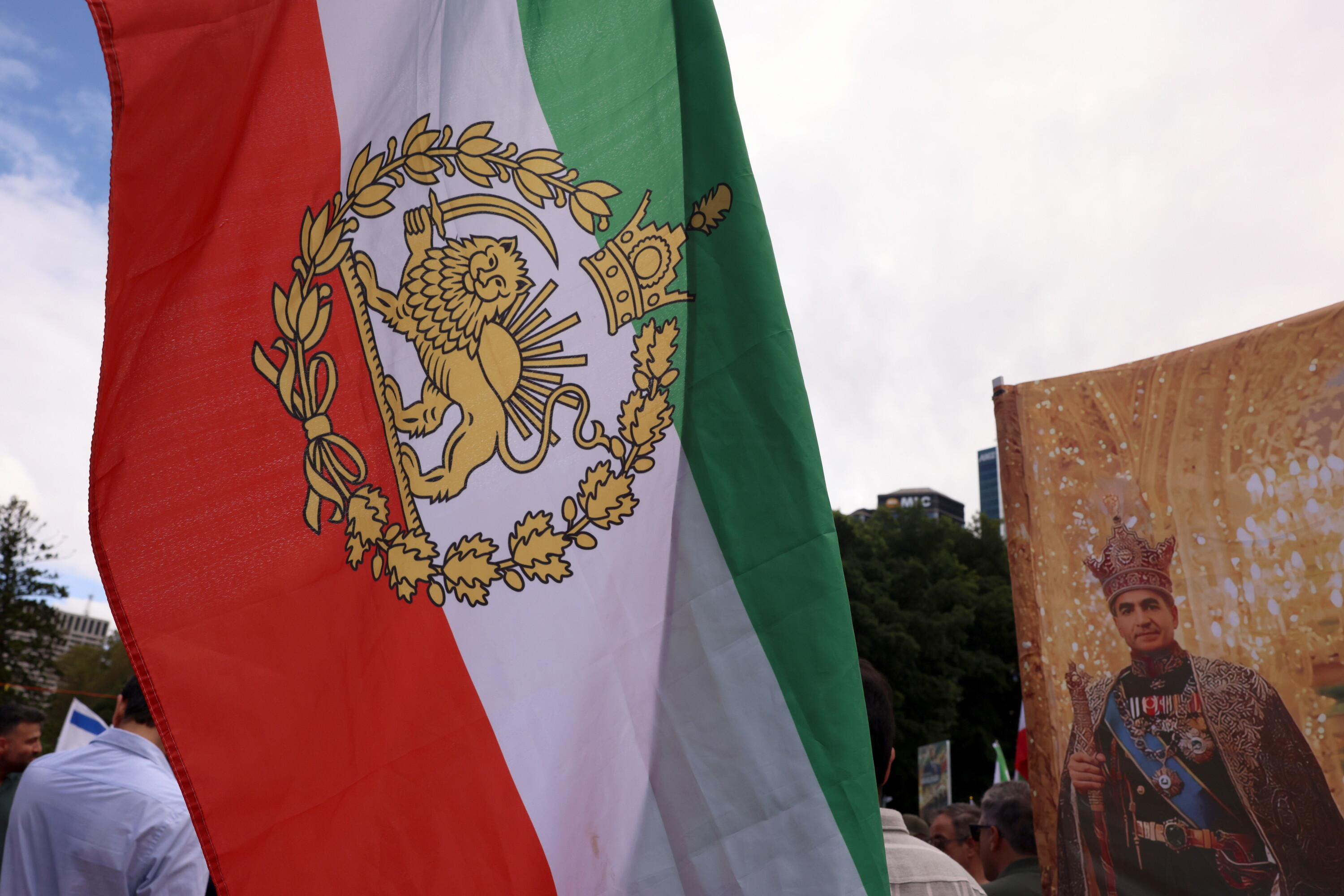 350 tysięcy ludzi demonstruje w Toronto za zmianami politycznymi w Iranie