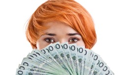 Singlom trudniej jest związać koniec z końcem niż parom [BADANIE]