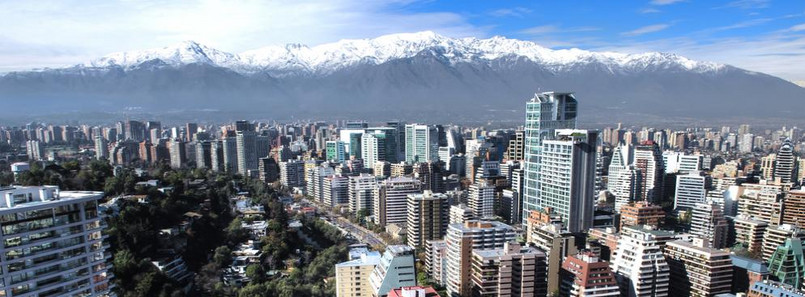 6. miejsce: Santiago de Chile - stolica Chile. Santiago jest największym miastem kraju, mieszka tam trzecia część ludności państwa, około 5 mln. mieszkańców