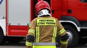 Potężny wybuch gazu w bloku w Braniewie. Eksplozja wyrzuciła ściany z budynku