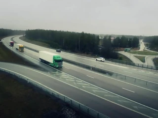 Konwój autonomicznych ciężarówek - platooning