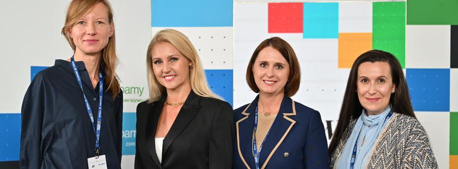 Od lewej: Agnieszka Filipiak (Forbes Women), Agnieszka Kłos-Siddiqui (Provident), Anna Grabowska (Żabka Polska), Zofia Bugajna-Kasdepke (SEC Newgate CEE)