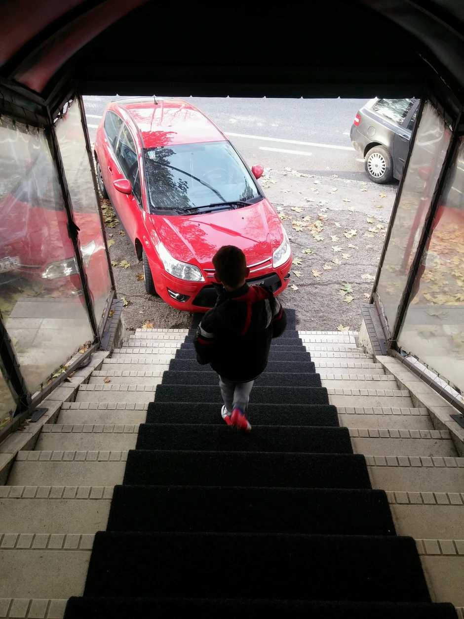 Vlasnik vozila se zadržao više od sat vremena