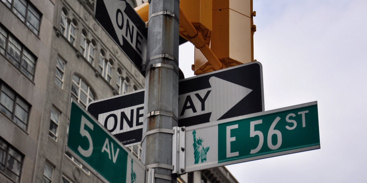 5th Avenue to jeden z symboli Nowego Jorku i jedna z najdroższych ulic handlowych na świecie