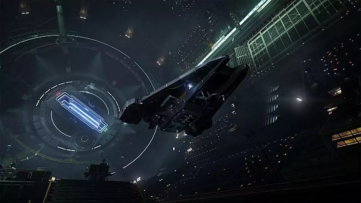 Elite: Dangerous najpierw na Xboksie One, potem na PlayStation 4