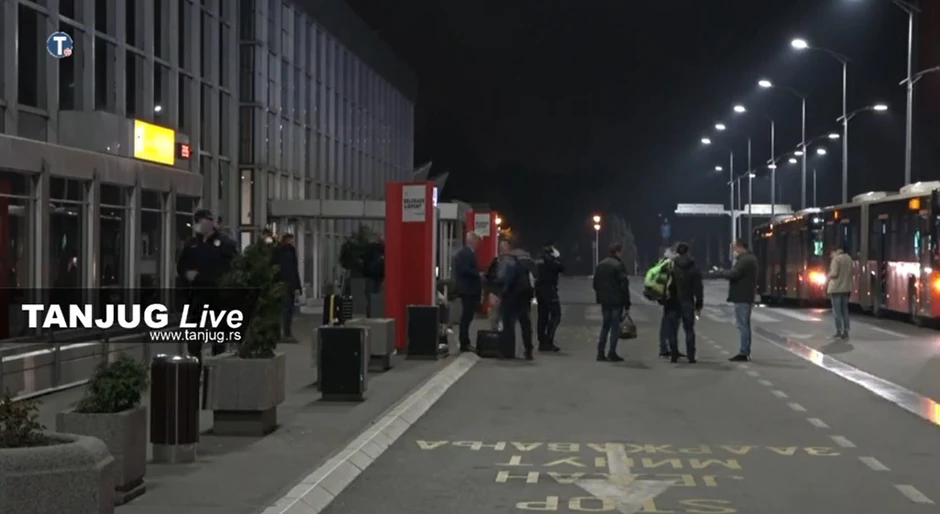 Srpski državljani aerodrom