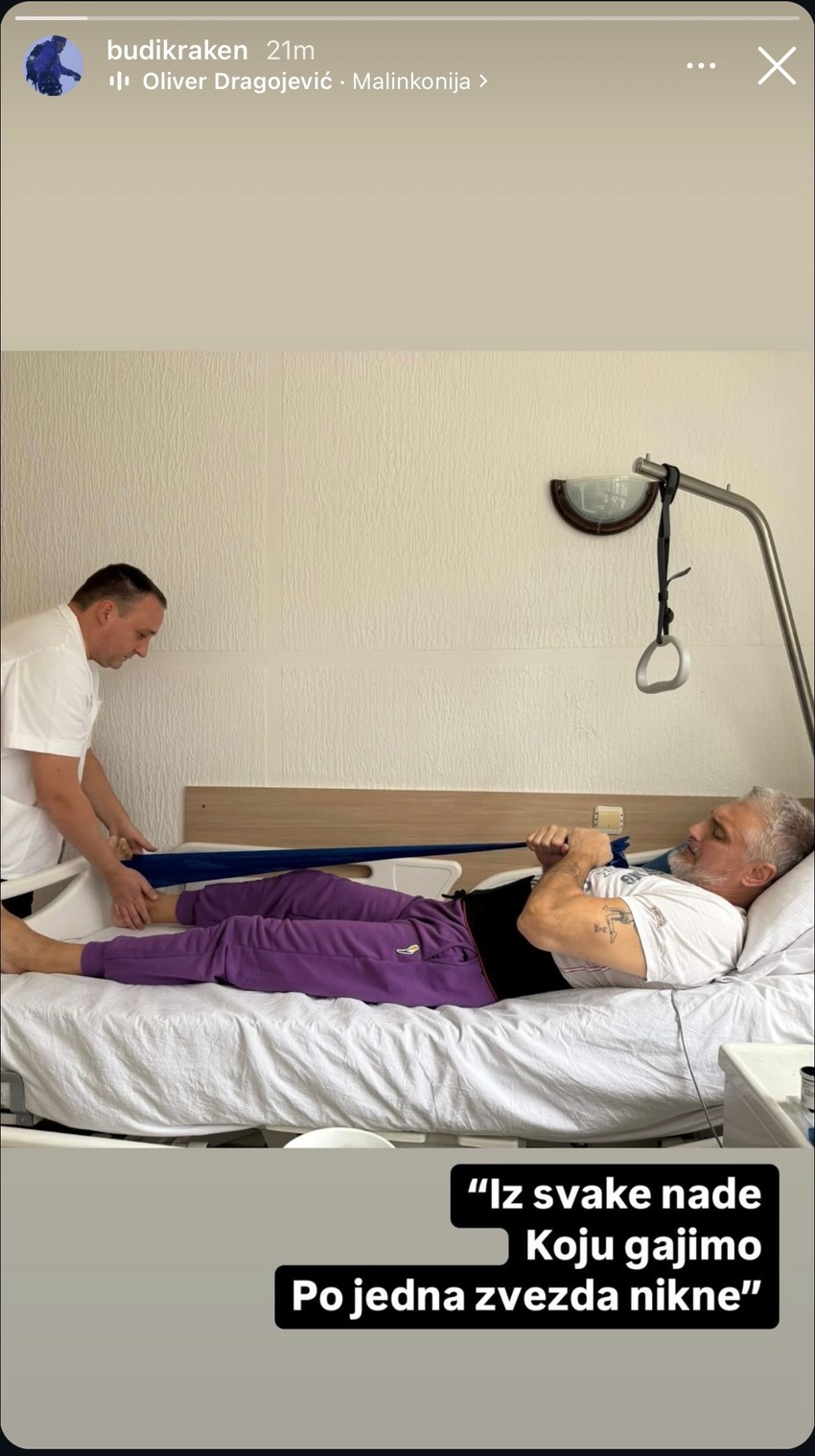 Čedomir Jovanović radi u bolnici vežbe oporavka posle teške operacije kičme