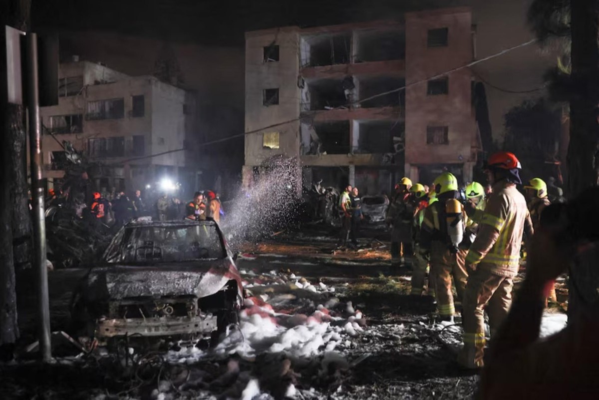 W ciągu kilku dni sytuacja na Bliskim Wschodzie gwałtownie się zaostrzyła. W nocy z poniedziałku na wtorek Iran i Izrael po raz kolejny atakowały się rakietami.