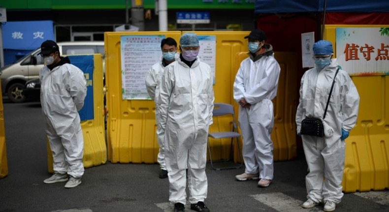 China came to a standstill to mourn the victims of the coronavirus