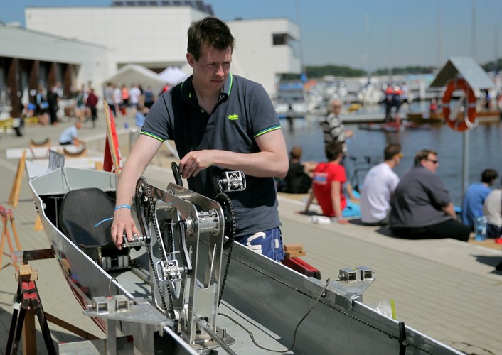 Poszczególne konkurencje pomyślano tak, by sprawdzić na wodzie możliwości pływających konstrukcji, ich szybkość, zwrotność czy stateczność. <br><br>mbo/ zan/<br>fot.  (sj) PAP/Tomasz Waszczuk