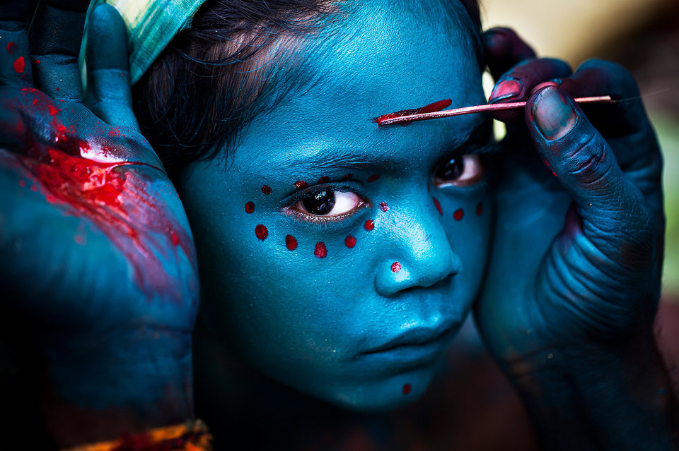 Wyróżnienie - Divine Makeover
(pol. Boska stylizacja), Mahesh Balasubramanian / National Geographic Traveler Photo Contest
