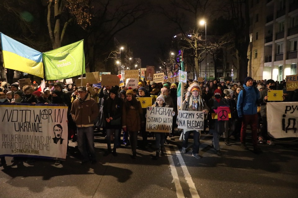 Manifestacje solidarnościowe z Ukrainą w Warszawie, 25 lutego