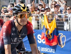 Yates wygrał 14. etap. Carapaz nowym liderem Giro d'Italia