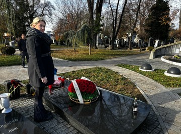 Živela sa POKOJNIM DŽEJEM, a onda izbila DRAMA SA STANOM nakon njegove smrti: Komšije otkrile ISTINU O ŽENI koja je bila sa njim do poslednjeg trenutka