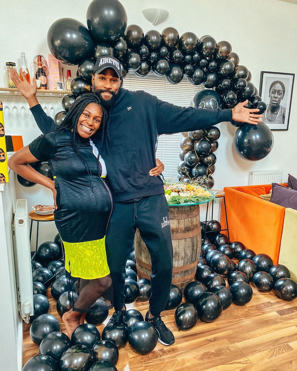 Mike and Perri Edwards are expecting their first child, a son [Instagram/@itspsd]