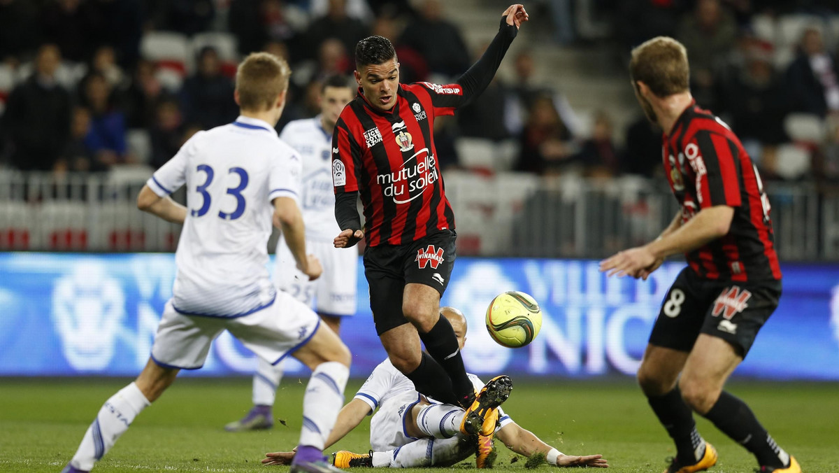 Walczący o miejsce premiowane grę w Lidze Mistrzów piłkarze Nicei wygrali w meczu 29. kolejki francuskiej Ligue 1 z ostatnim w tabeli ES Troyes 2:1.