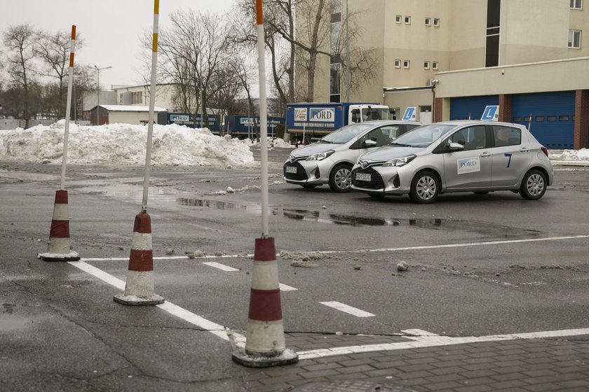 Pomorski Ośrodek Ruchu Drogowego ogłosił przetarg na zakup 116 aut