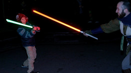Tudta, hogy jó ideje hivatalosan is lehet már Jedi-karddal vívni? 