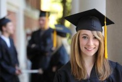 Bony na szkolenia i studia pomogą młodym w walce o etaty