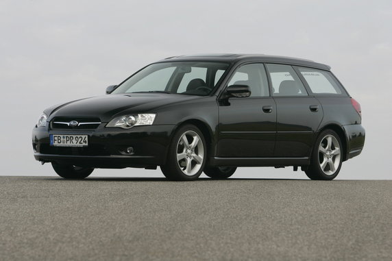 Subaru Legacy 3.0 – 26 500 zł (2008 r.)