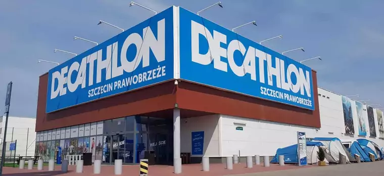 Oszustwo na Decathlona znowu na Facebooku. Złodzieje zachęcają fałszywymi bonami