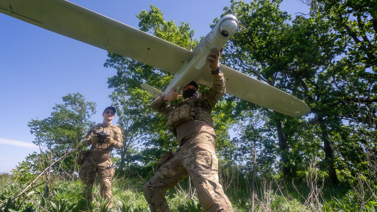 Ukrajinska vojska lansira dron na ruske položaje u Harkovskoj oblasti 20. maja