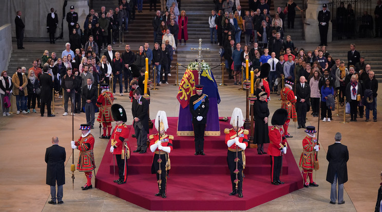 II. Erzsébet királynő unokái a Westminster Hallban / Fotó: Getty Images