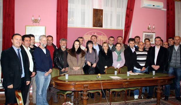 292248_despotovac-odboirnici-ds-resili-da-pokazu-da-ih-je-vise-i-da-su-slozni-i-stabilni-anita-djukic