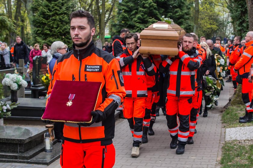 pogrzeb ratownika który zginął tragicznie w Puszczykowie