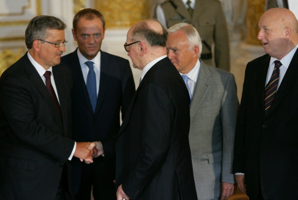 Prezydent Bronisław Komorowski, Donald Tusk, Wojciech Jaruzelski, Leszek Miller i Józef Oleksy