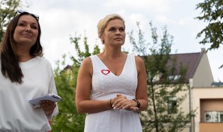 Aktualna lista lektur od 1 września 2024 r. Szkoły średnie [Klasy I-IV] i szkoły podstawowe [Klasy I-III, IV, V, VI, VII I VIII]