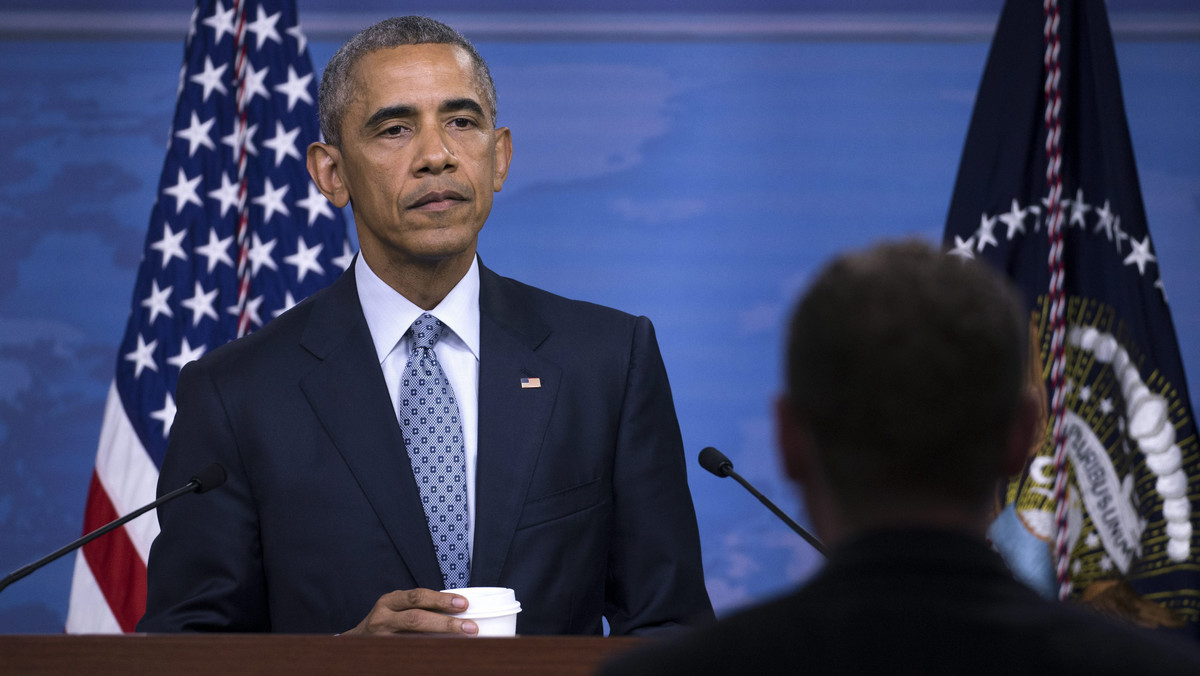 Prezydent Barack Obama powiedział, że dżihadyści z tzw. Państwa Islamskiego (IS) będą najpewniej zagrażać Ameryce nawet po wyparciu z ich baz w Iraku i Syrii. Zadeklarował gotowość współpracy z Rosją w walce z IS, chociaż podkreślił, że działania Moskwy nie budzą zaufania.
