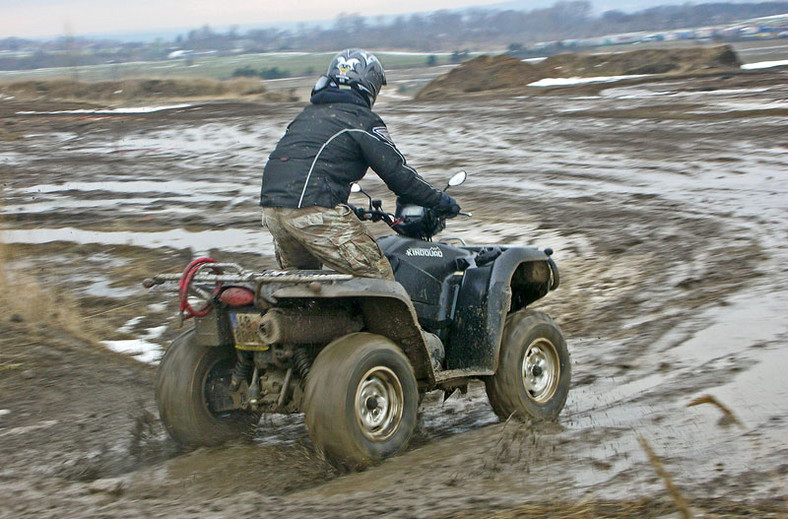 Suzuki Kingquad LTA 750 AXi LE 4x4 – śnieżne szaleństwo